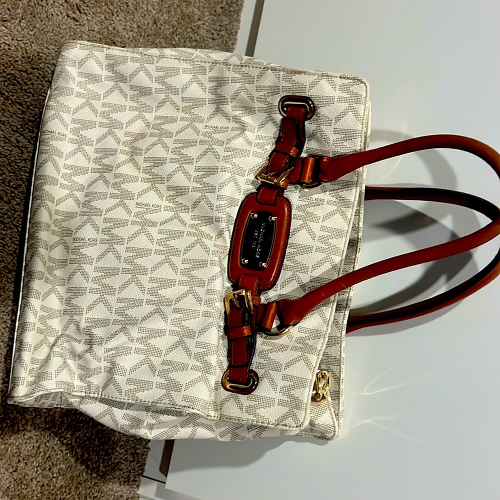 Michael Kors Bag with optional strap